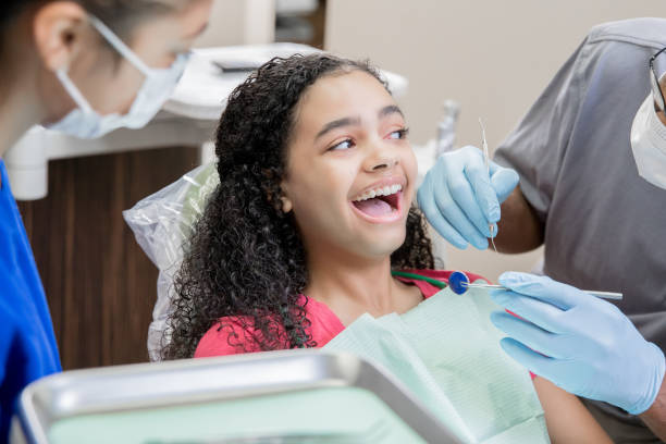 Best Dentist for Tooth Abscess  in Arnold Line, MS